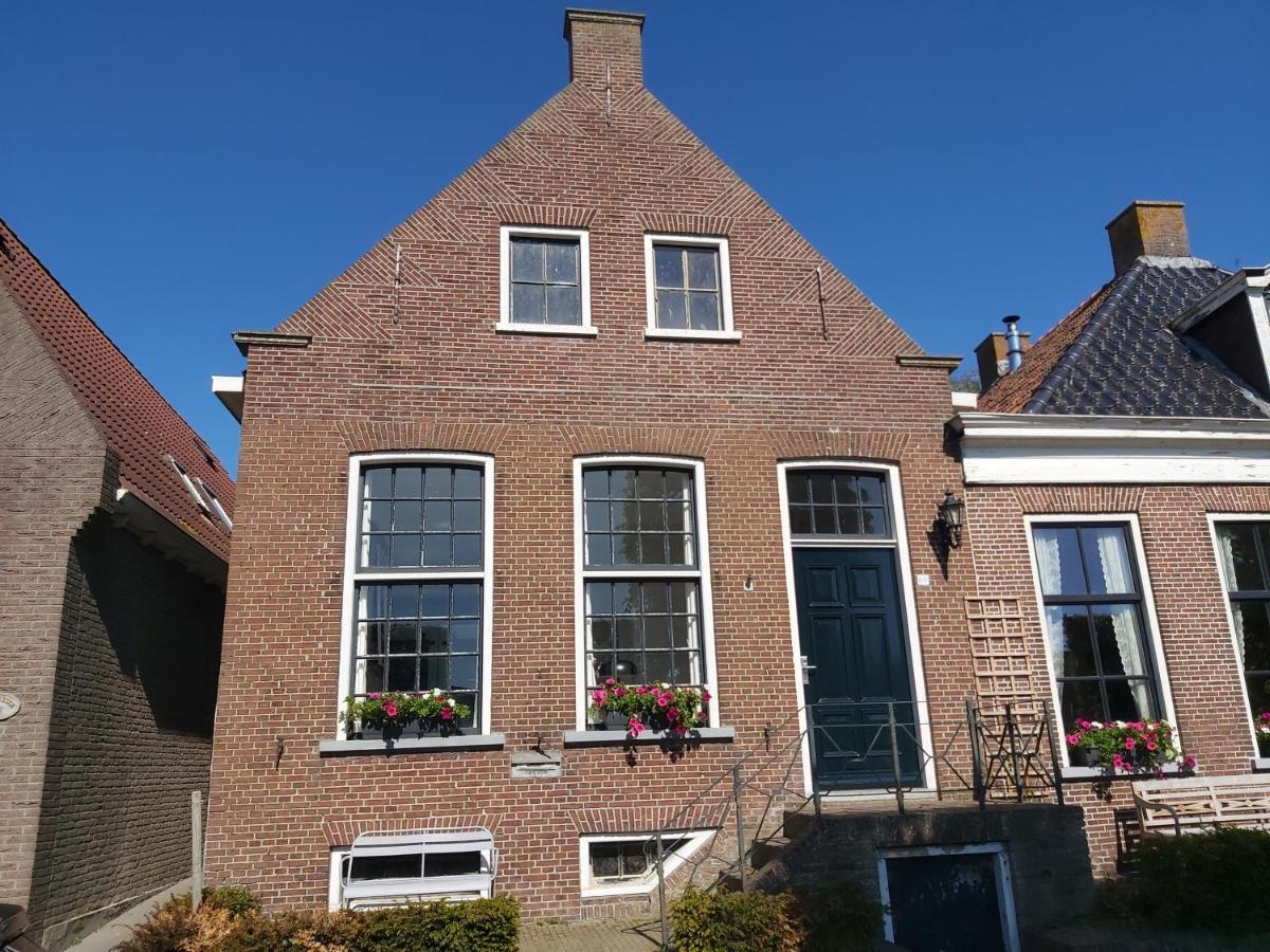 De Wachtkaemer In De Olde Banck Stavoren Exterior foto